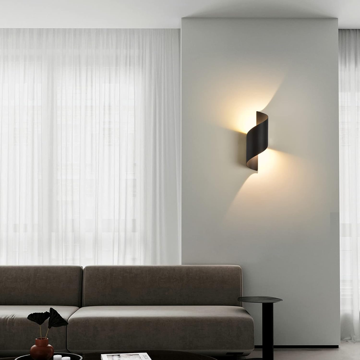 Lampa Ścienna LED w Kształcie S – IP65, 10W, Wewnątrz i Na Zewnątrz