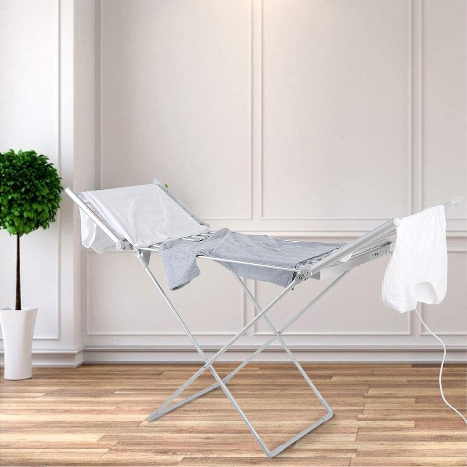 Electric clothes dryer - 18 bars, 11 m, 24h timer, temperature control 45–70°C