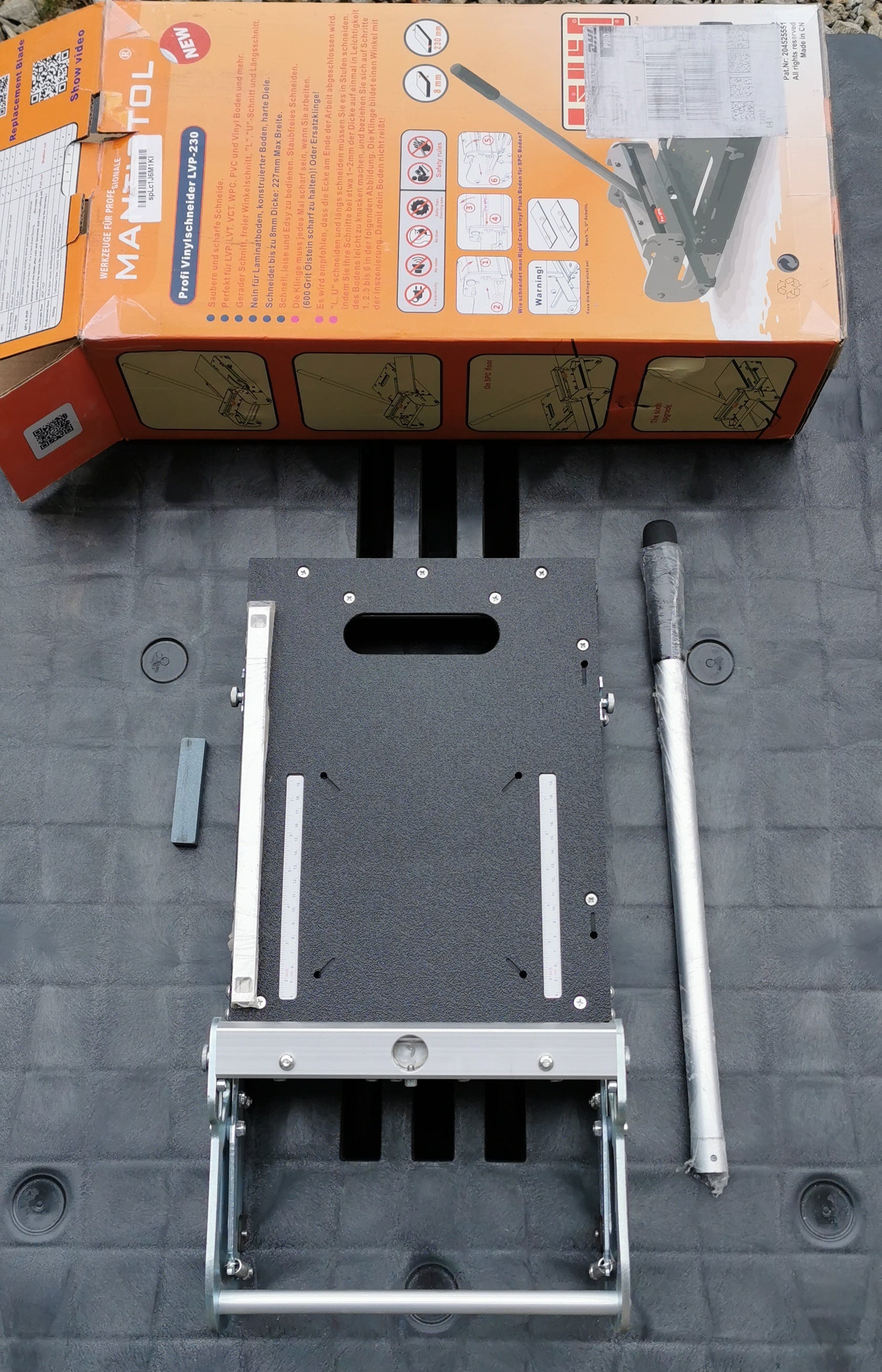 Gilotyna do winylu LVP-230 szerokość cięcia 227mm do LVP SPC VCT LVT PVC WPC – 227mm