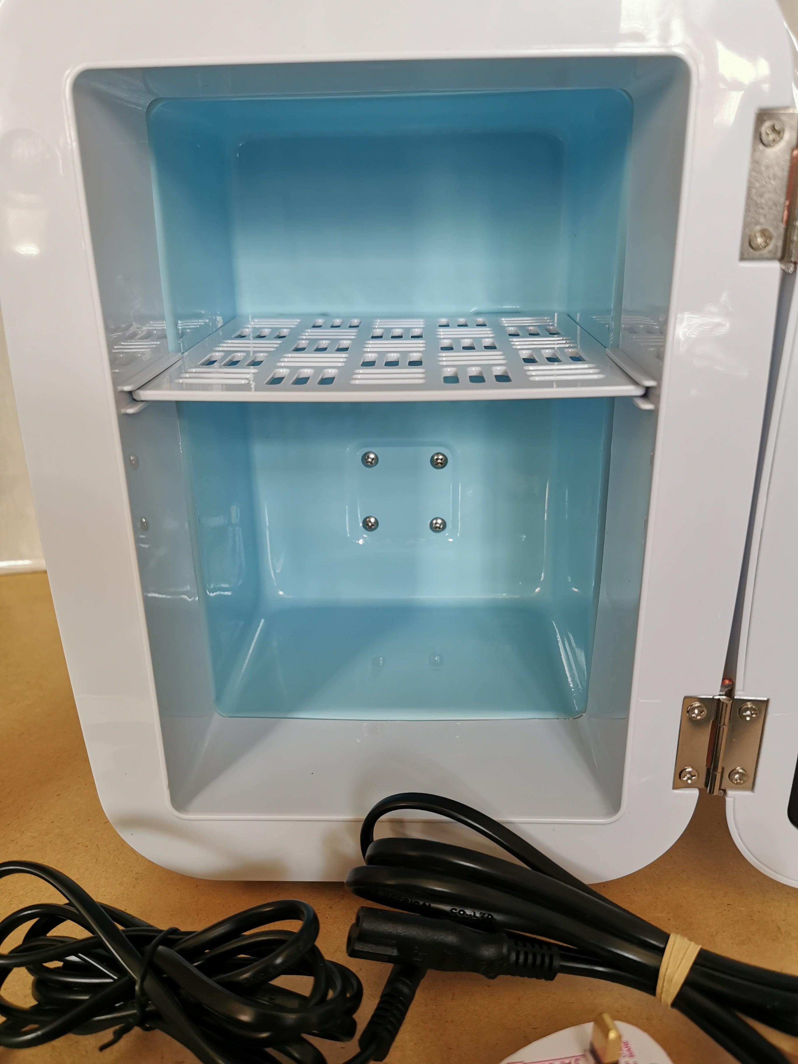 Beauty Fridge 4L Cosmetic Mini Fridge Cool & Warm for Skincare – Rose Gold
