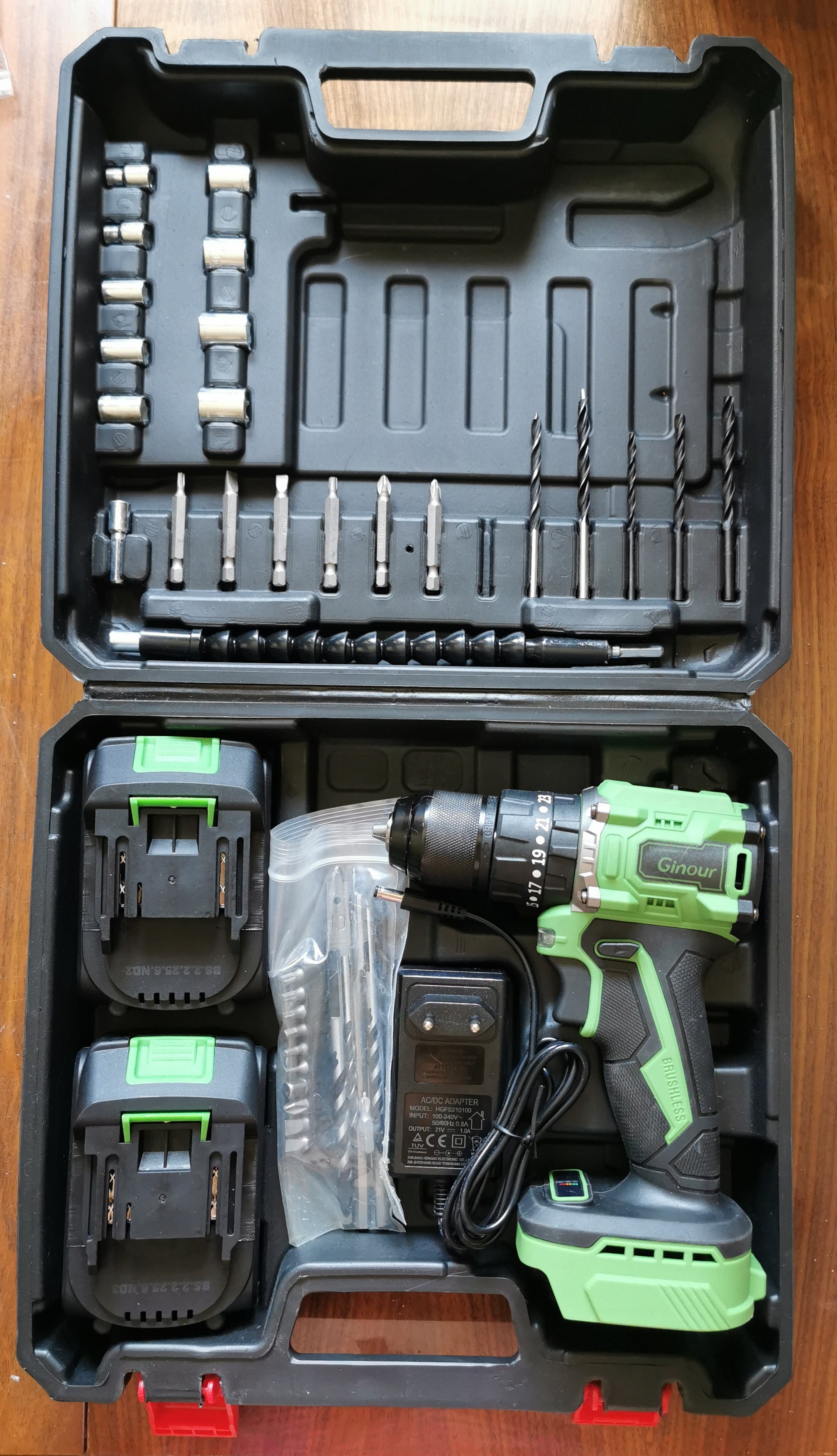 Wiertarko-wkrętarka Udarowa Bezszczotkowa Ginour 800W 21V 50Nm – Zestaw 47 Elementów