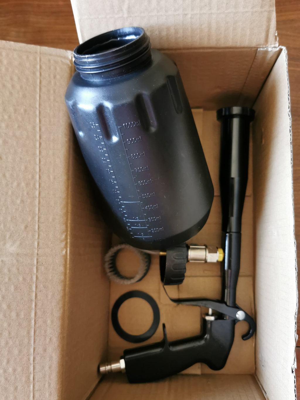 Pistolet pneumatyczny do czyszczenia samochodu 2w1 – zbiornik 1L, technologia wirowa
