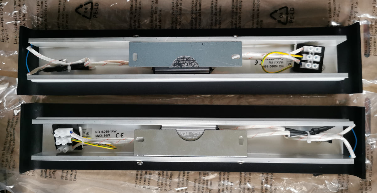 Lampa ścienna 14W góra dół 41cm 2szt – Czarna