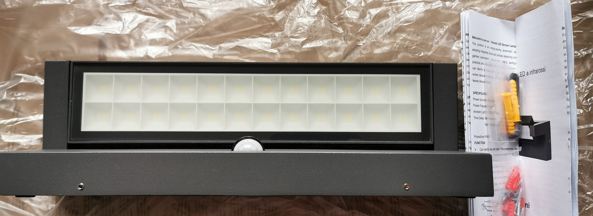 Lampa Ścienna z Czujnikiem Ruchu LED Obrotowa 36W IP65– Ciemnoszara (Kopia)