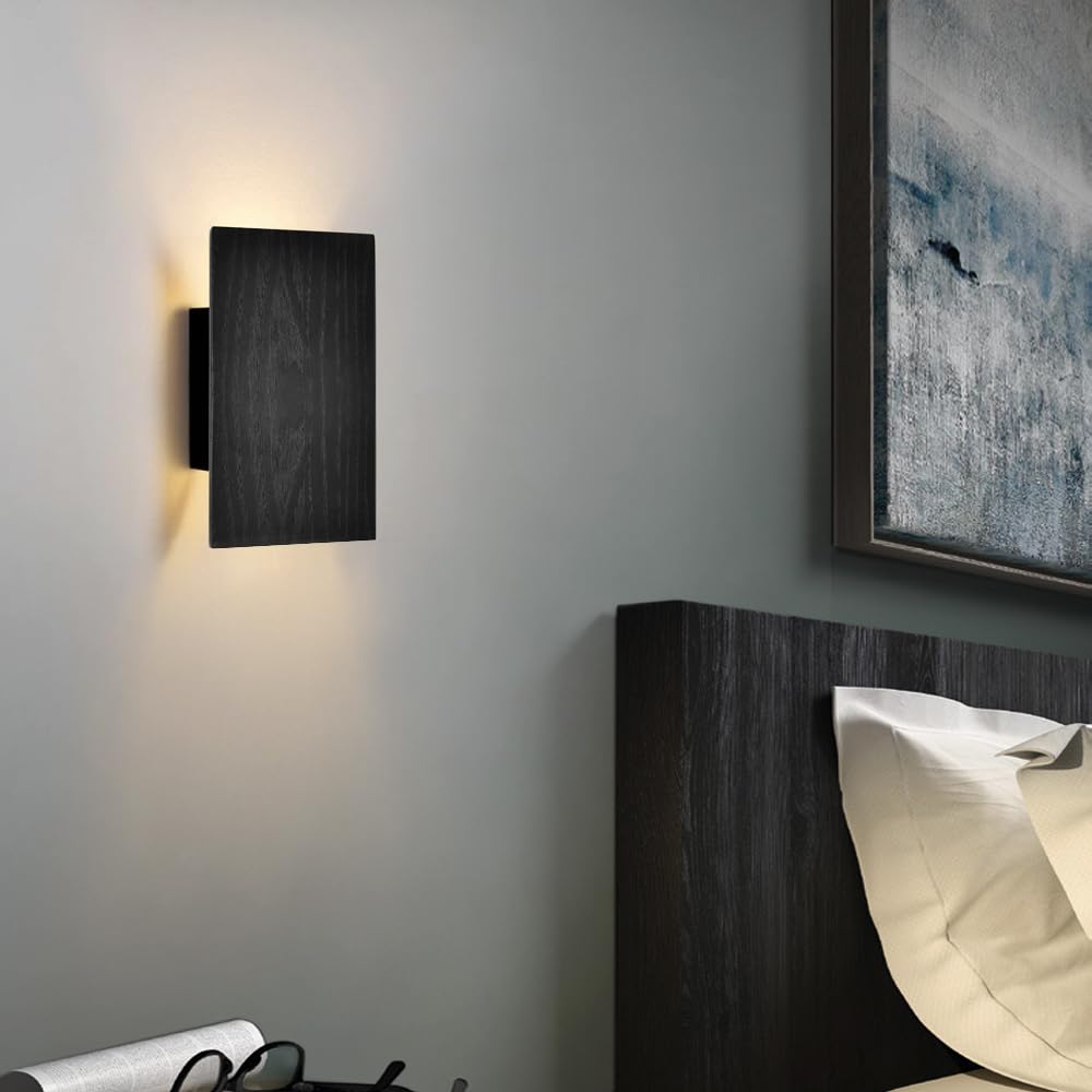 Vintage Wooden Wall Lamp - Black, 8W
